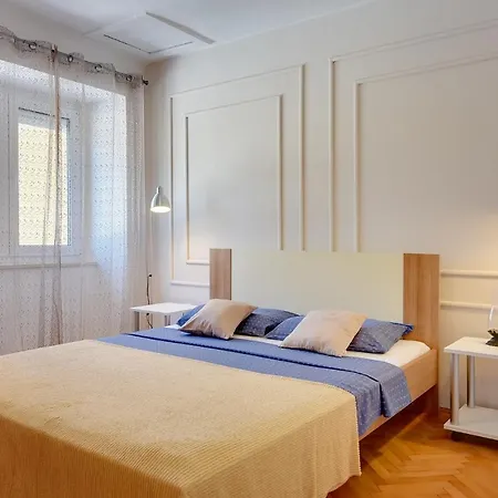 Holiday Home In Pula/Istrien 11083 Holiday home *