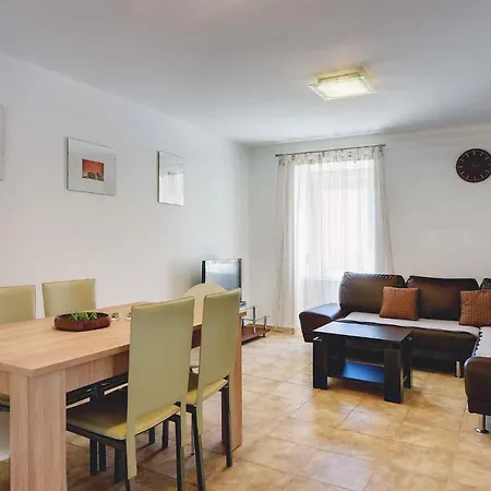Holiday home Holiday Home In Pula/Istrien 11083 *
