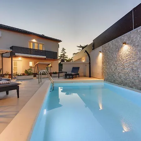 Holiday home Holiday Home In Pula/Istrien 11083 *