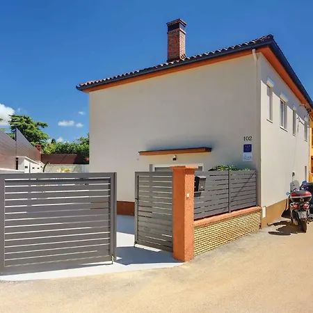 Holiday Home In Pula/Istrien 11083 Holiday home Pula