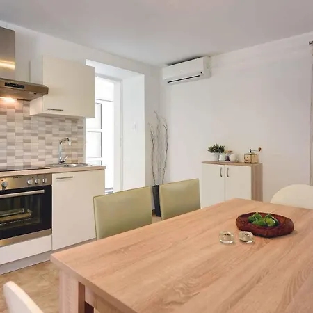 Holiday home Holiday Home In Pula/Istrien 11083 Pula