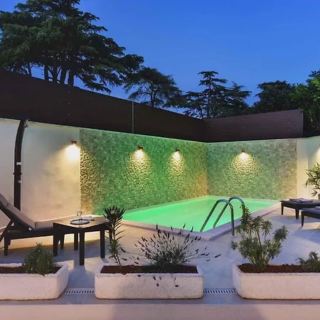 Holiday Home In Pula/Istrien 11083 Holiday home *