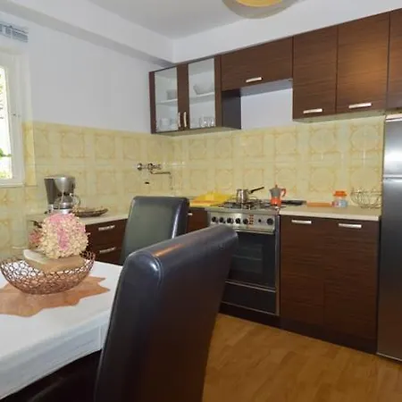 Holiday Home In Pula/Istrien 11083 Holiday home Pula