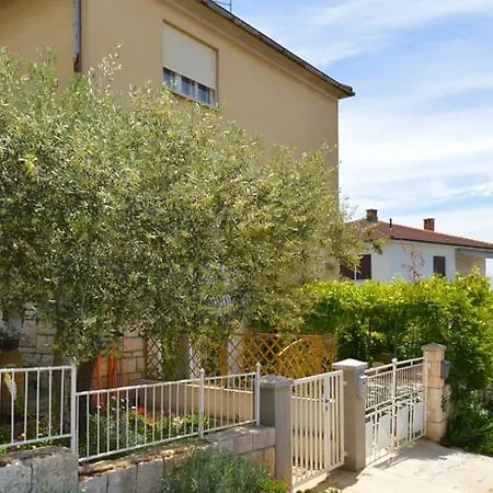 Holiday home Holiday Home In Pula/Istrien 11083